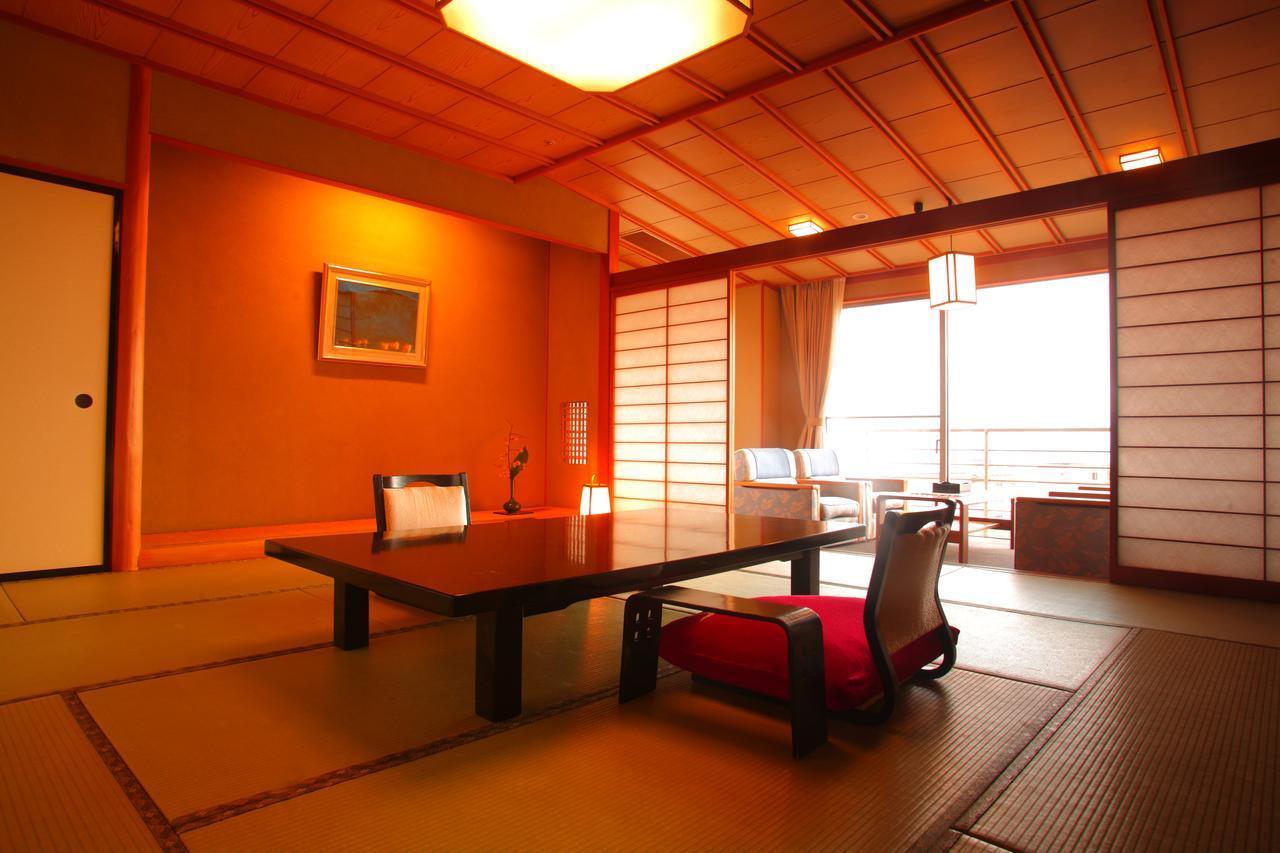 Eihokaku Hotel Himi Ngoại thất bức ảnh
